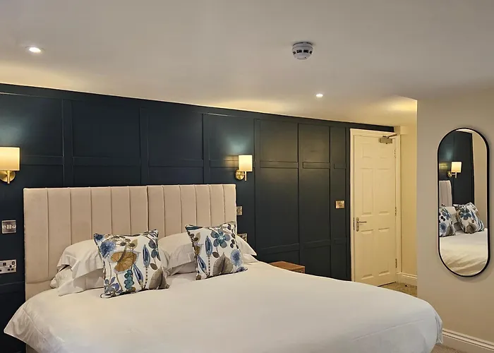 Georges Place