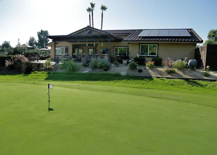 Cottage On The Greens - Stunning Golf Course Views