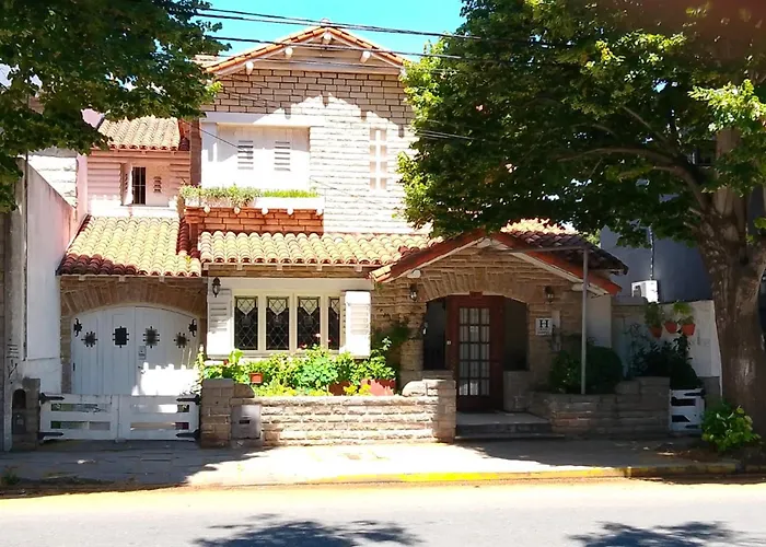 Medina Y Mar