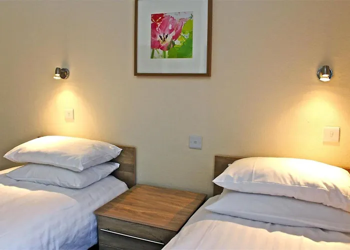 Resort: Central Hotel Golders Green