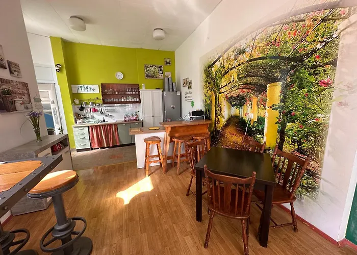 Sol Garden - Hostel With A Soul
