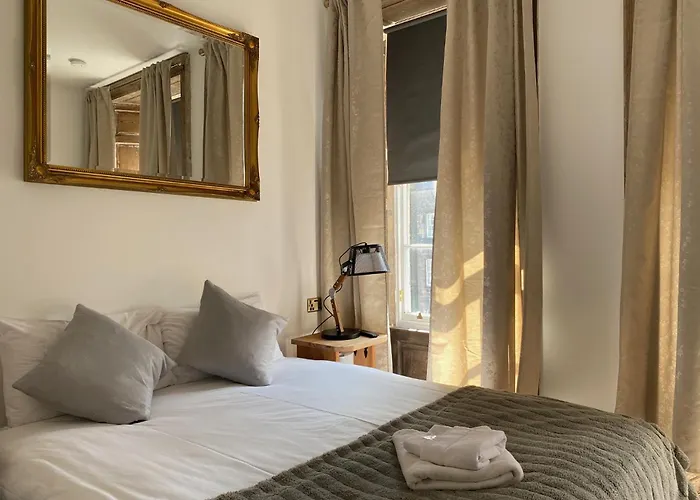 Dog friendly hotels Royal Mile Balconies By The Castle