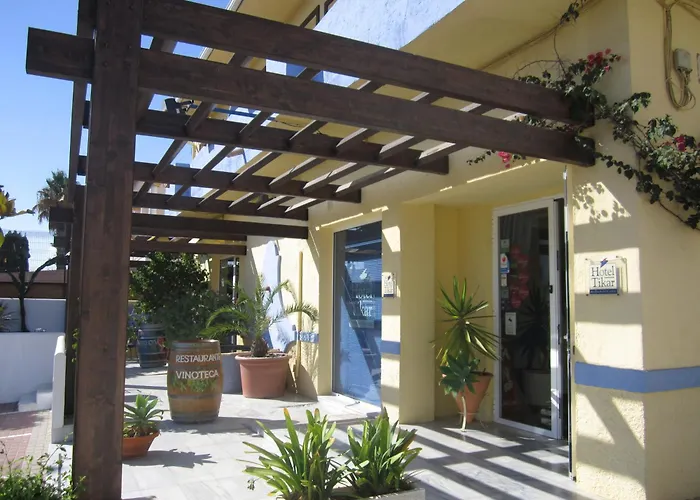 Hotel Tikar