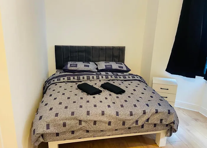 Oyo Dorset House At Upton Park