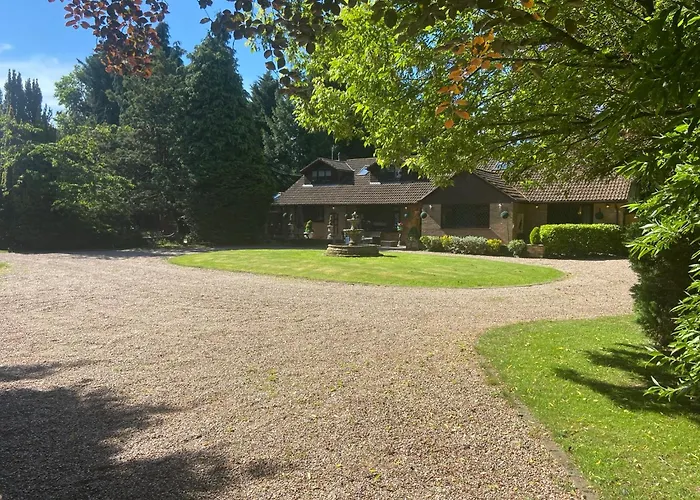 Family resorts Barncroft Luxury - Top Rated Near Birmingham Nec & Airport