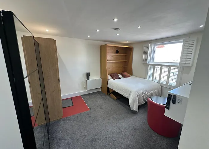 Keedwell Studio Apartments