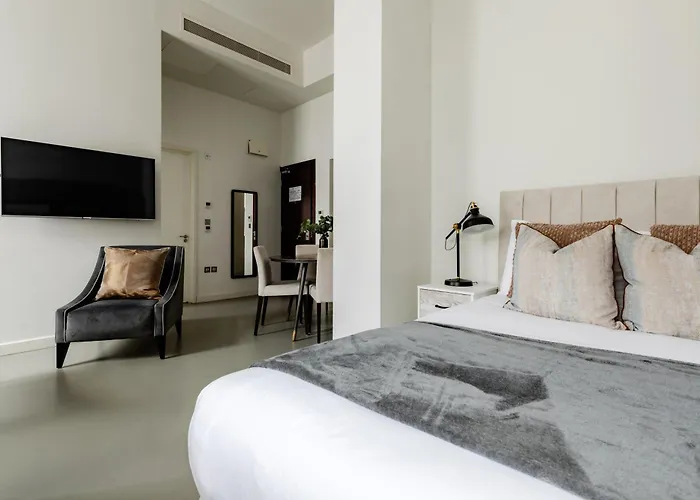 Hotel: High Street Kensington Apartments