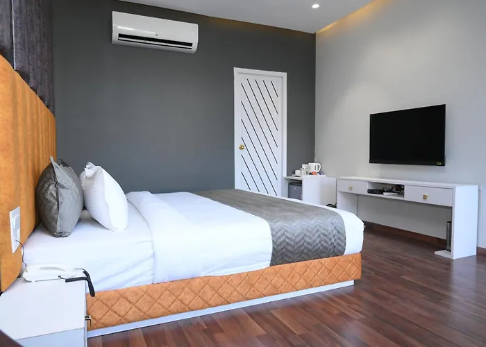 Parim Park Resort & Suites