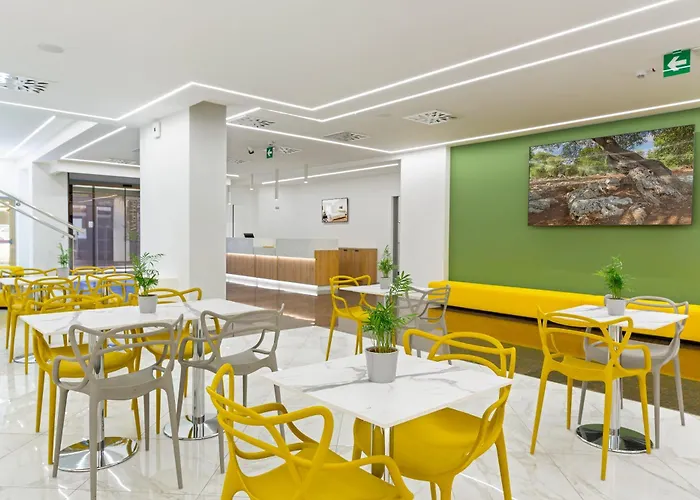 Victor Hotel