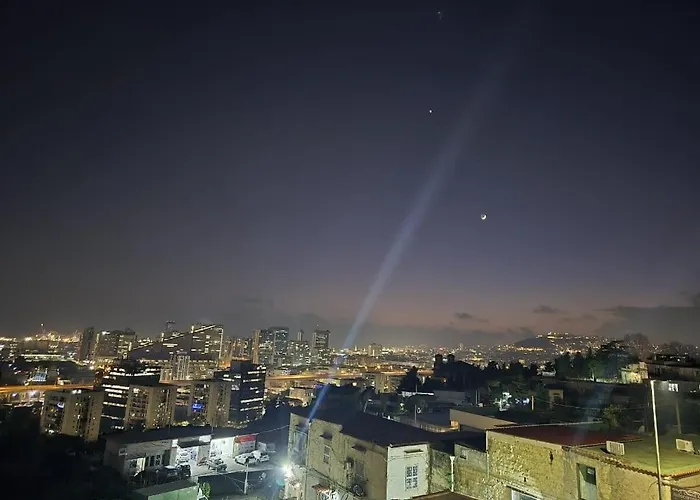 Zentrales Hotel: Fly Zone Naples