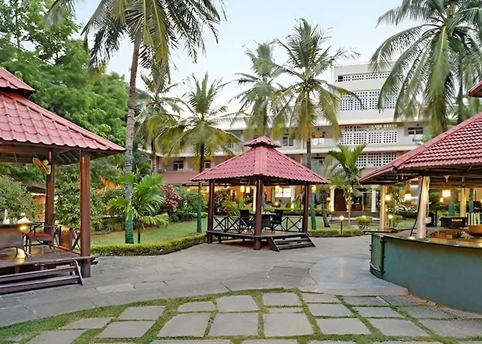 Hotels with tennis Royal Orchid & Convention Centre, Yelahanka Bangalore