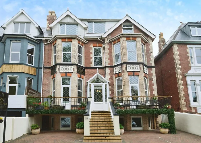 Cheap hotels Rowcroft Lodge Guest House B&B