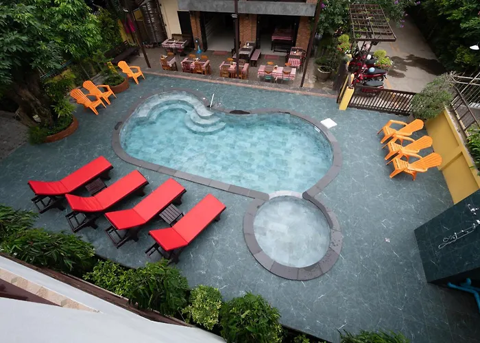 B&B only: Riverside House Hotel