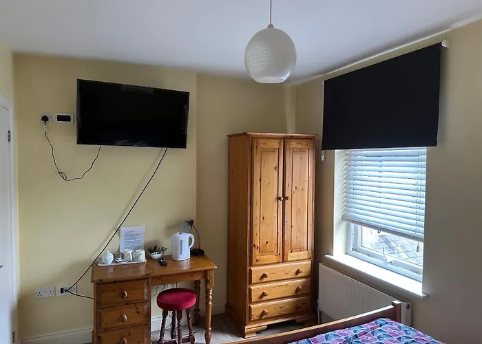 B&B only: 287 Green Lanes