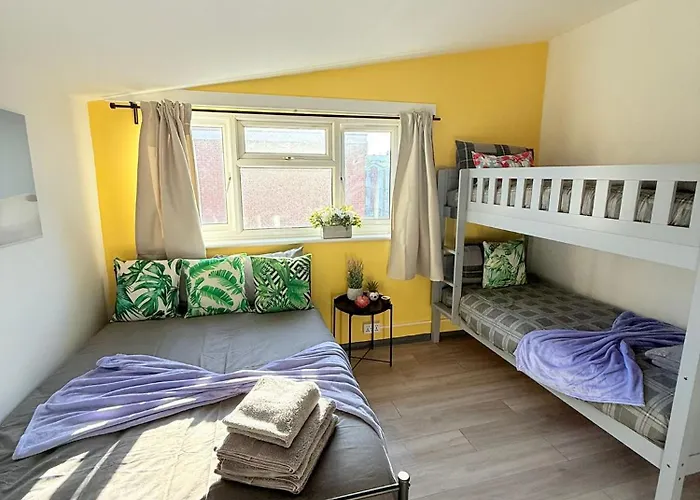 Little Venice Guest Rooms