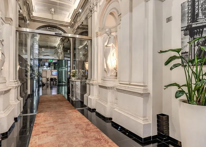 5 Sterne Hotels La Griffe Roma