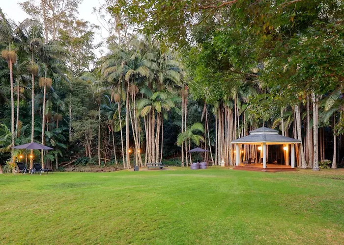 Mt Tamborine Stonehaven Manor
