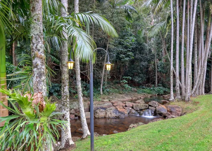 Mt Tamborine Stonehaven Manor