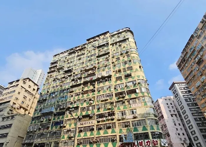 K & B Hostel