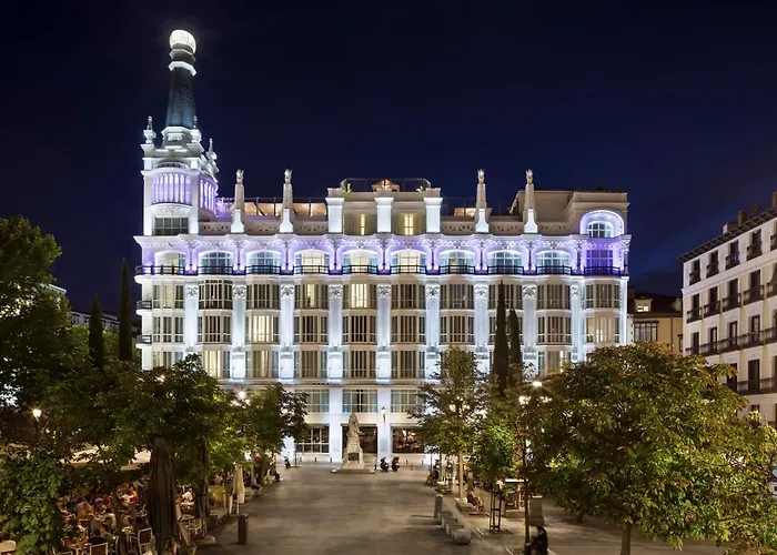 Me Madrid Reina Victoria By Melia