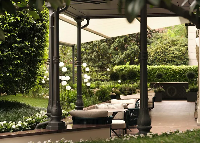 Luxury hotel only: Hotel Principe Di Savoia - Dorchester Collection