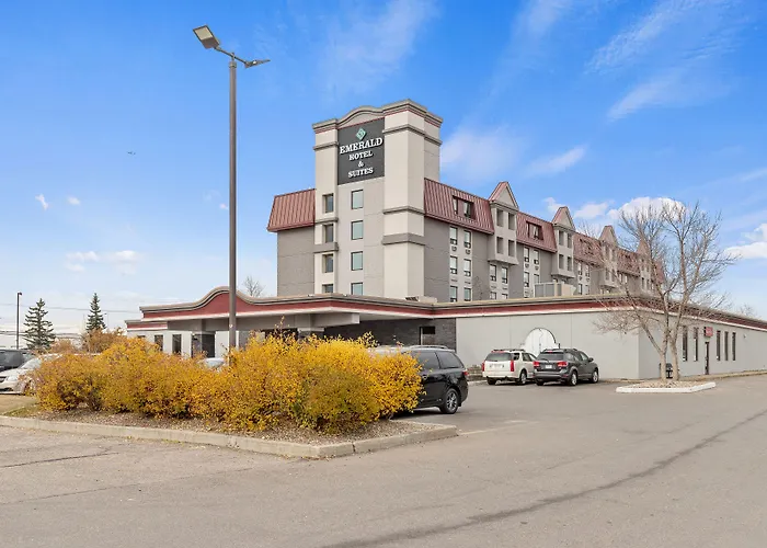 Emerald & Suites Airport