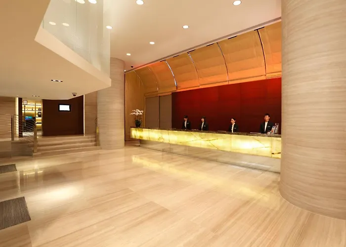 Central hotel: Prudential Hotel