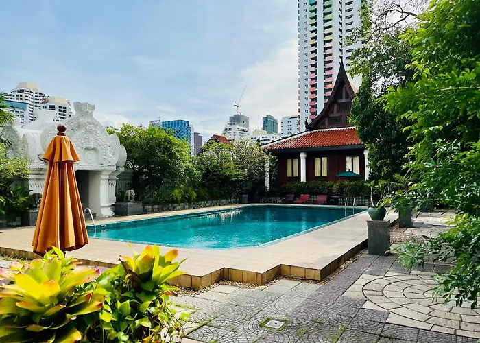 Indra Regent Hotel