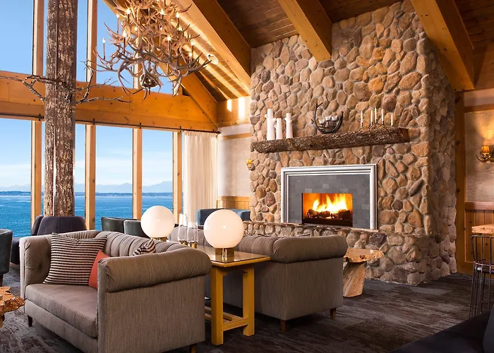 The Edgewater, A Noble House Hotel