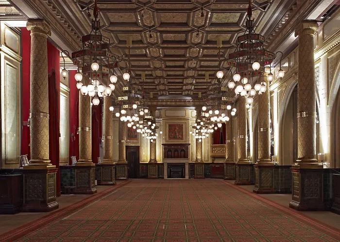 Hotel with view: The Royal Horseguards Hotel, London