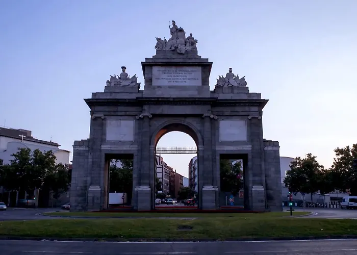 3 star hotels Puerta De Toledo