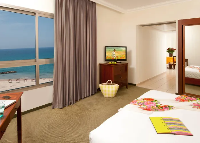 Hotels Close to Airport Leonardo Plaza Haifa
