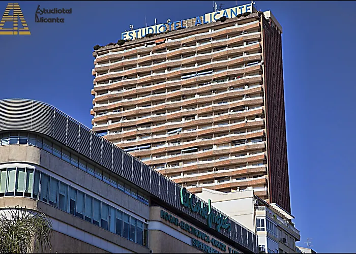 Hotel with view: Estudiotel Alicante