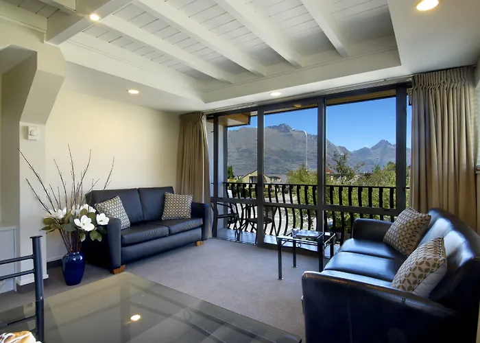 Hurley'S Of Queenstown