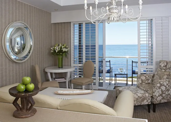 Ping Pong Hotel: Twelve Apostles Hotel & Spa