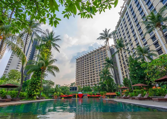 Hotels with tennis Sultan & Residence Jakarta