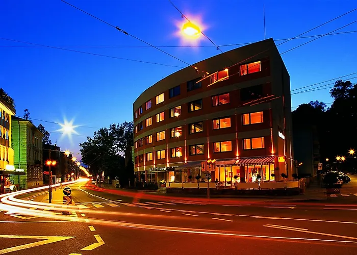 Am Neutor Zentrum