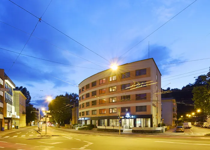 Am Neutor Zentrum
