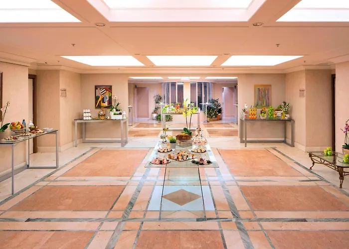 Hotel with view: Courtyard By Marriott Rome Central Park