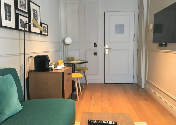 Kid friendly hotel Totem Madrid, A Small Luxury Of The World