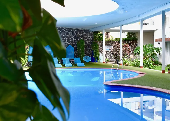 moteles Country & Suites