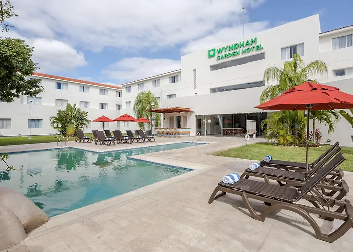  Wyndham Garden