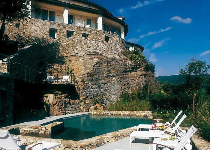 Lodge: Eden Rock Resort