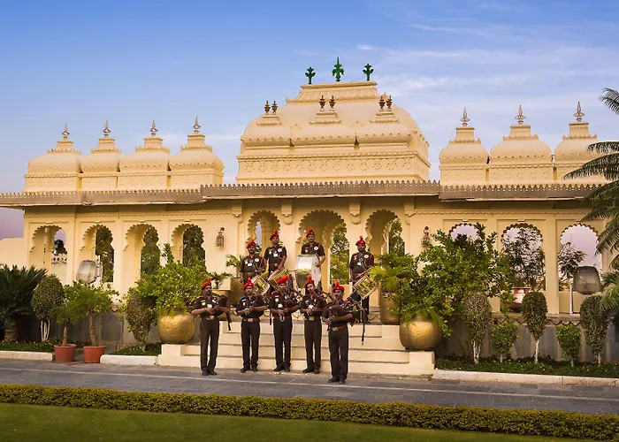 Family Hotel: Shiv Niwas Palace By Hrh Group Of Hotels