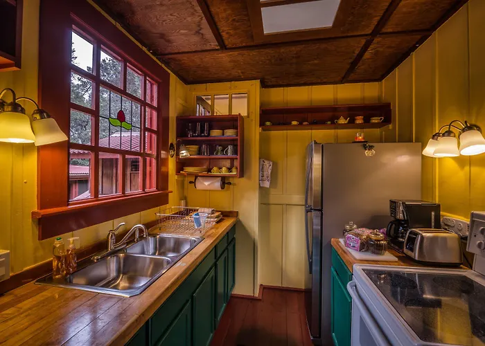 Crater Rim Cabin