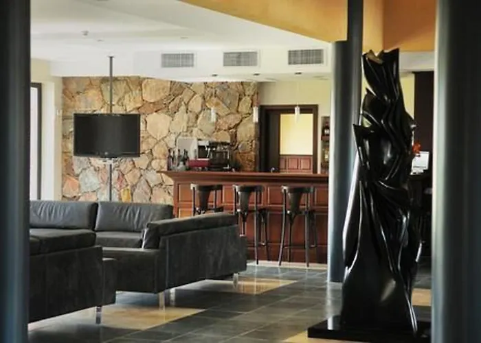 Regency Park Hotel