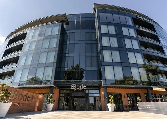 Hotel with view: Abode Chester