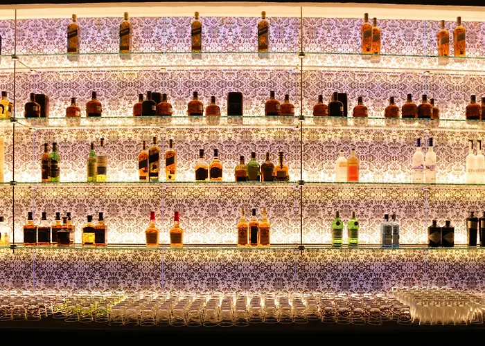 Hotel with pool: The Westin Santa Fe, Mexico City