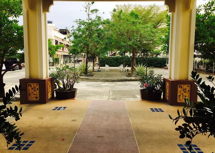 Mei Zhou Phuket Hotel - Sha Plus