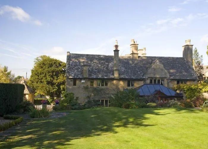 5 star hotels East House